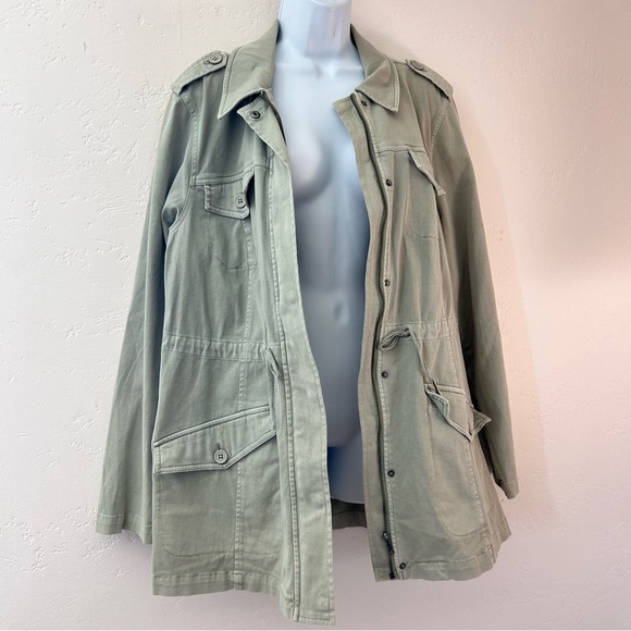 Torrid Twill Lace-Up Back Anorak Utility Jacket Women's 2 / 2X in Green Gray - Picture 5 of 10